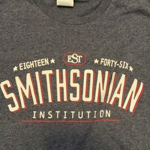 SMITHSONIAN INSTITUTION Tee